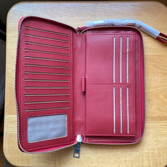 Red Zippy Wristlet/Wallet NWT 9”x5” - Picture 4 of 6